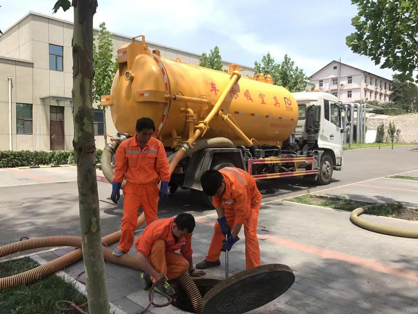 濉溪化粪池清理与5-8吨吸粪车施工效率分析